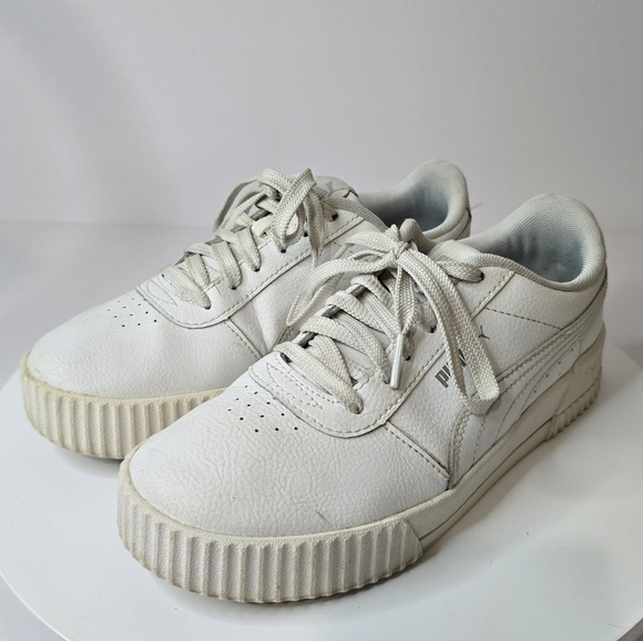 ⭐️40% Off⭐️ Puma Carina Platform Sneakers - Picture 1 of 14